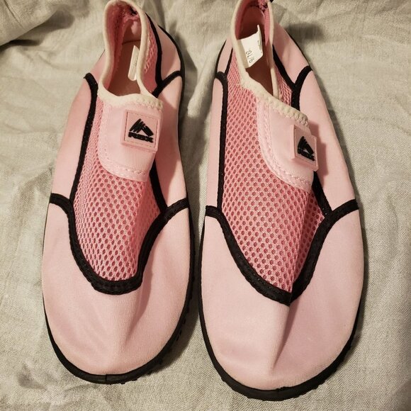 RBX Pink w/Black Trim Mesh Water Shoes Size 9/10 EUC - Picture 1 of 16